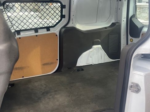 Used 2021 Ford Transit Connect XL image 6