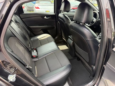 Used 2020 Kia Forte GT-Line Sedan FWD image 19