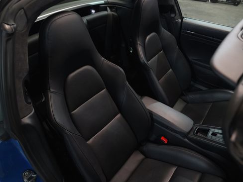 Used 2018 Porsche 911 Targa 4 GTS image 72