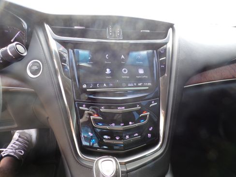 Used 2019 Cadillac CTS Luxury image 12