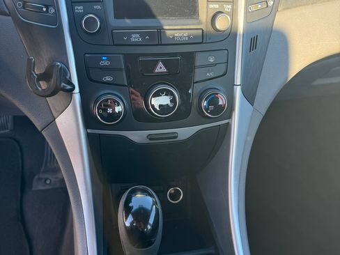 Used 2014 Hyundai Sonata GLS image 13