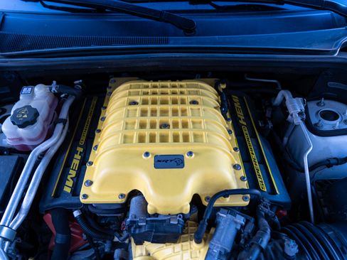 Used 2018 Jeep Grand Cherokee Trackhawk image 23