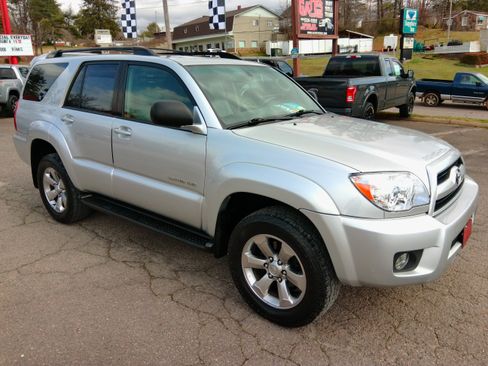 Used 2007 Toyota 4Runner Limited image 6