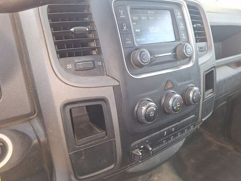Used 2016 RAM 3500 image 9