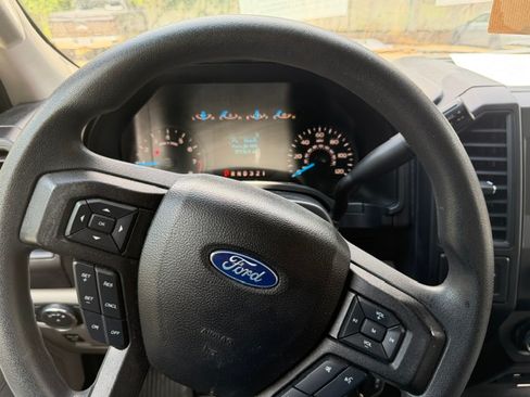 Used 2017 Ford F150 4x4 SuperCrew image 27