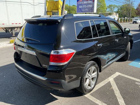 Used 2011 Toyota Highlander 4WD Limited image 4