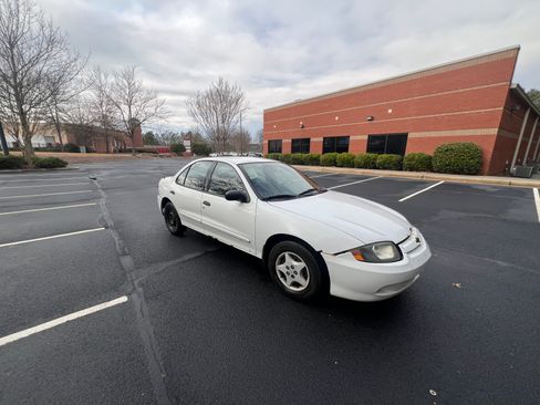 Used 2005 Chevrolet Cavalier image 5