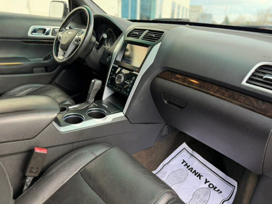 Used 2013 Ford Explorer Limited FWD image 32