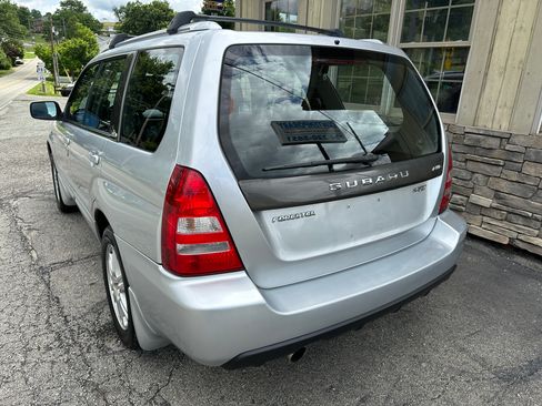 Used 2004 Subaru Forester 2.5XT AWD/4WD image 8