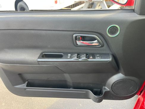 Used 2010 Chevrolet Colorado LT image 10