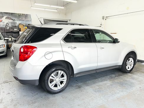 Used 2012 Chevrolet Equinox LTZ image 8