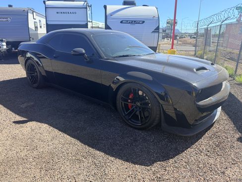 Used 2021 Dodge Challenger SRT Hellcat Redeye image 8