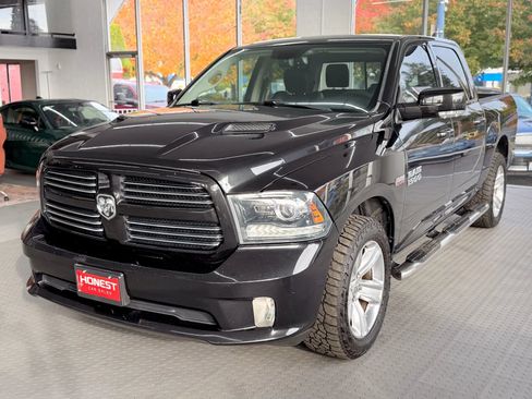 Used 2016 RAM 1500 Sport image 3