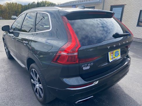 Used 2018 Volvo XC60 T8 Inscription image 8