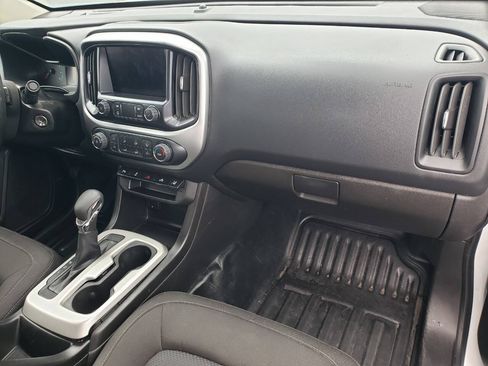 Used 2022 Chevrolet Colorado LT image 5