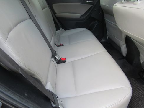 Used 2015 Subaru Forester 2.5i Limited AWD/4WD image 15