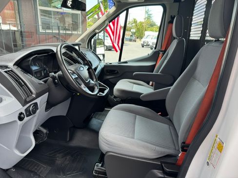 Used 2019 Ford Transit 150 130 Medium Roof RWD image 7