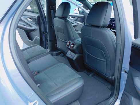 Used 2024 Chevrolet Blazer EV RS image 23