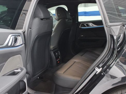Used 2025 BMW i4 eDrive40 RWD image 34