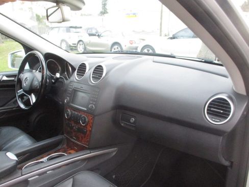 Used 2011 Mercedes-Benz ML 350 image 14