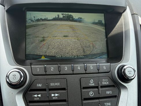 Used 2017 GMC Terrain SLE image 13