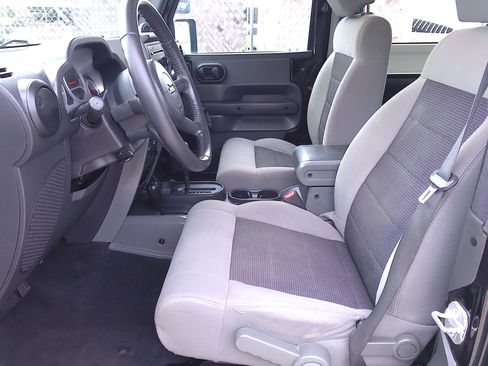 Used 2010 Jeep Wrangler Sport image 7