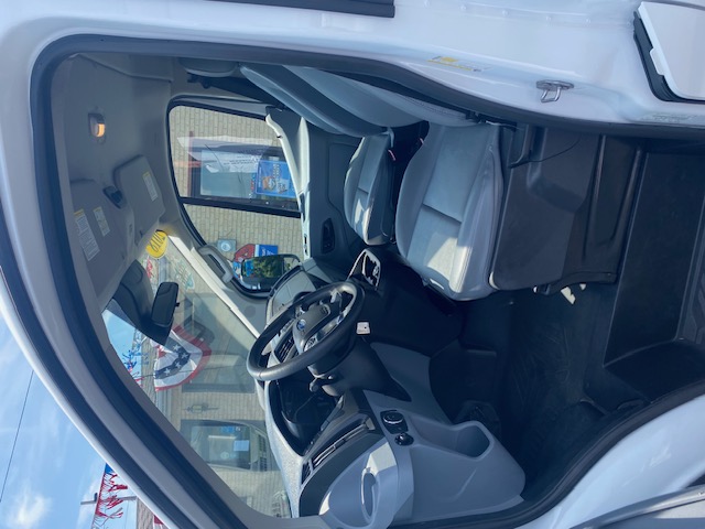 Used 2018 Ford Transit 150 130 Low Roof Wagon RWD image 13