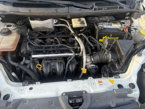 Used 2013 Ford Transit Connect XLT image 6