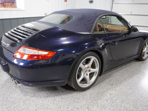 Used 2007 Porsche 911 Carrera 4S image 17