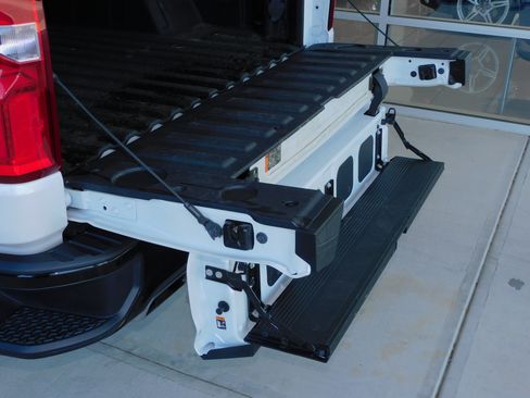 Used 2024 Chevrolet Silverado 1500 LT Trail Boss image 24