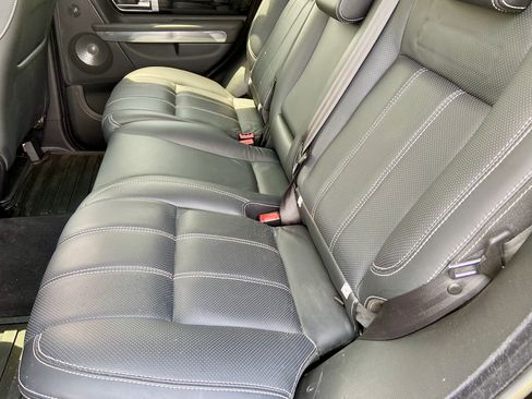 Used 2010 Land Rover Range Rover Sport Supercharged AWD/4WD image 30