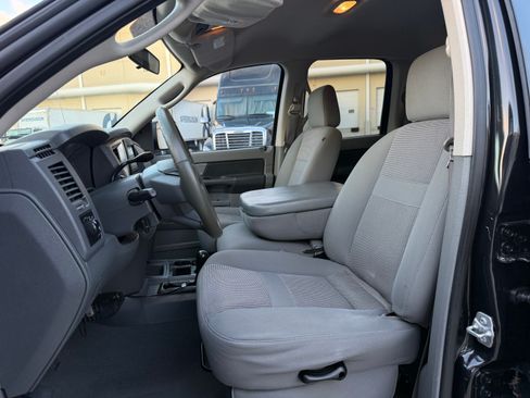 Used 2007 Dodge Ram 2500 Truck 4x4 Quad Cab image 9