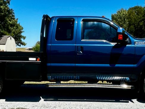 Used 2014 Ford F350 4x4 SuperCab DRW Super Duty image 3