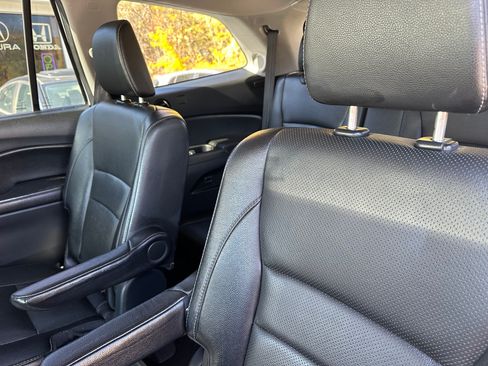 Used 2016 Honda Pilot Elite image 11