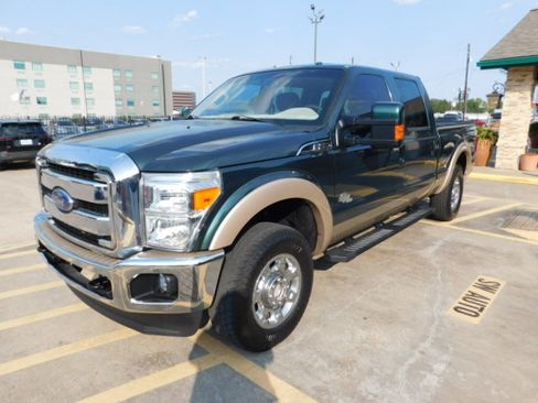 Used 2012 Ford F250 4x4 Crew Cab Super Duty image 4