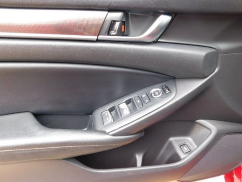 Used 2018 Honda Accord 1.5T Sport image 9
