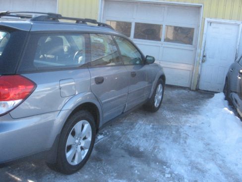 Used 2008 Subaru Outback 2.5i image 4