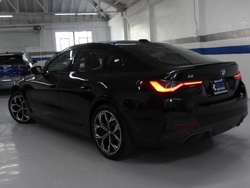 Used 2024 BMW i4 xDrive40i image 13