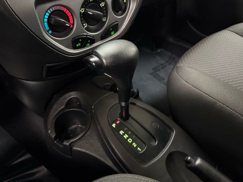 Used 2006 Ford Focus S image 17