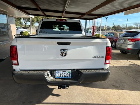 Used 2022 RAM 1500 Classic Tradesman image 3