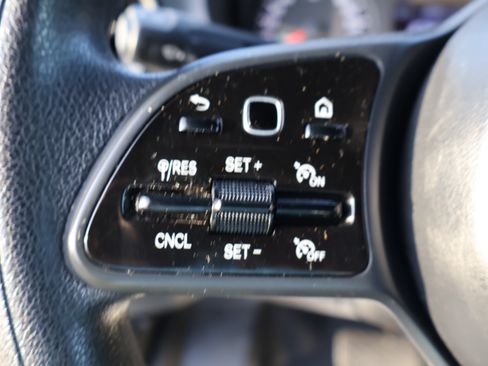 Used 2019 Mercedes-Benz Sprinter 2500 image 18