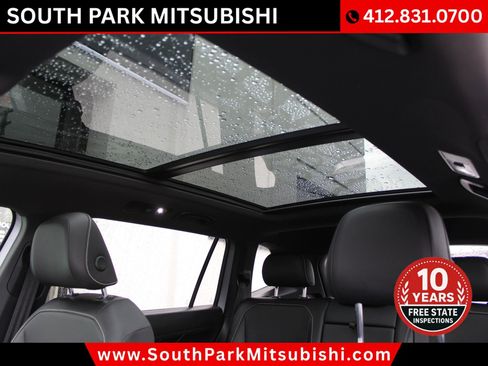 Used 2023 Volkswagen Tiguan SE R-Line image 24