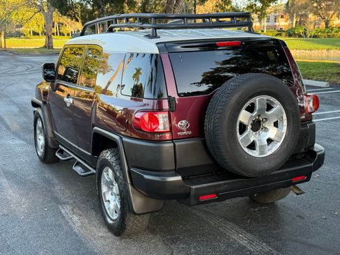 Used 2007 Toyota FJ Cruiser image 33