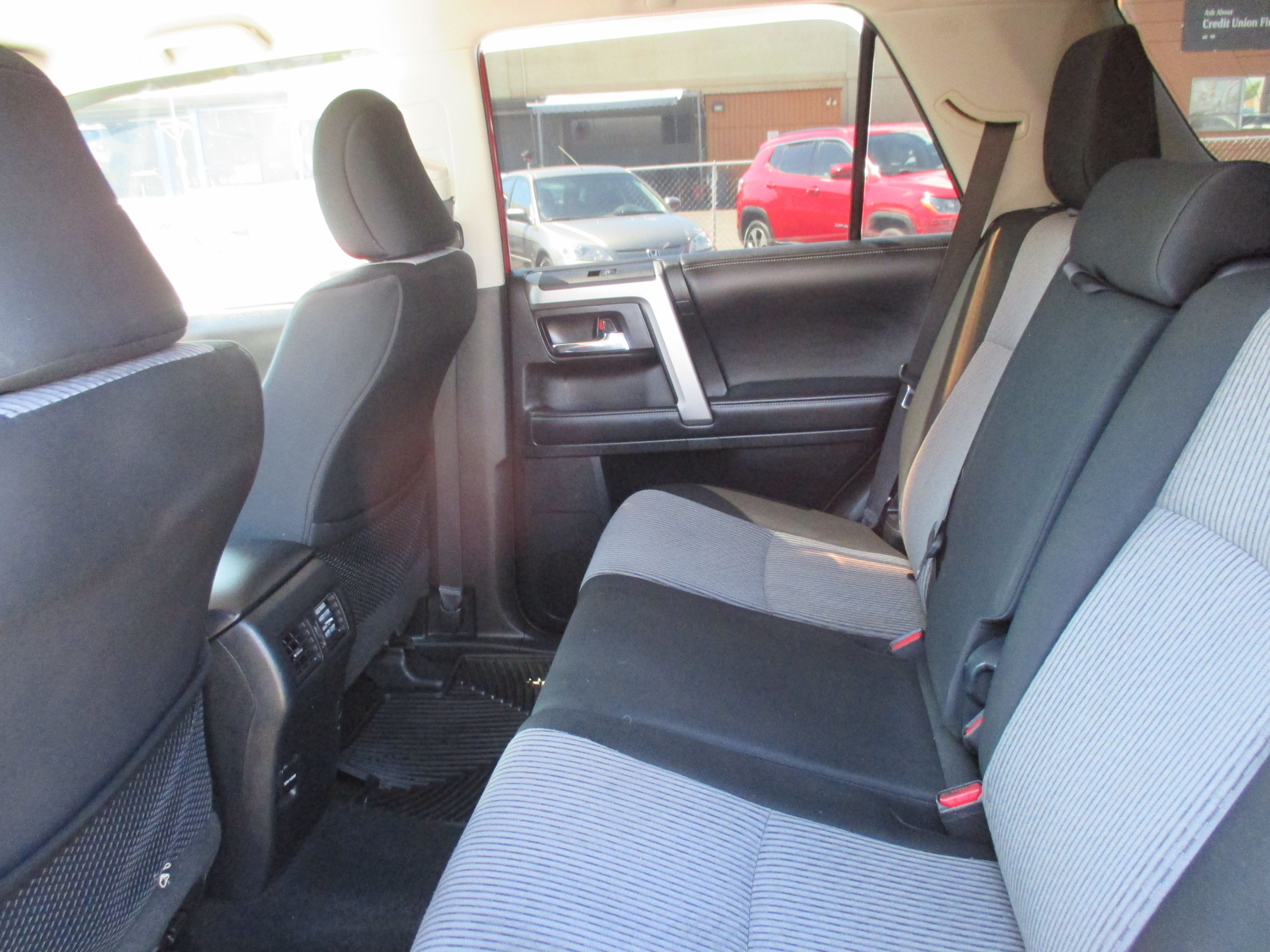 Used 2018 Toyota 4Runner 2WD image 14