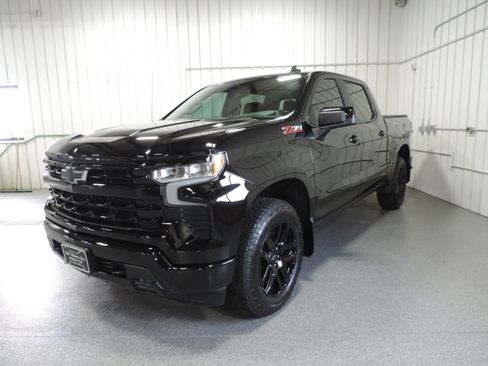 Used 2026 Chevrolet Silverado 1500 RST image 2