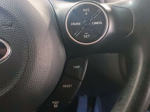 Used 2014 Kia Soul + image 25