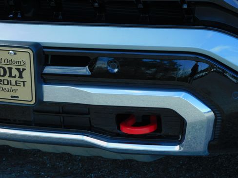 Used 2025 Chevrolet Tahoe Z71 image 30