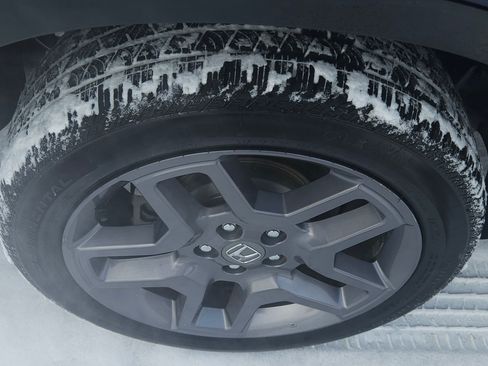 Used 2023 Honda Passport EX-L image 12