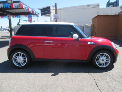 Used 2009 MINI Cooper S image 2