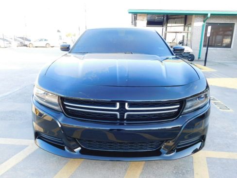 Used 2022 Dodge Charger SXT image 3